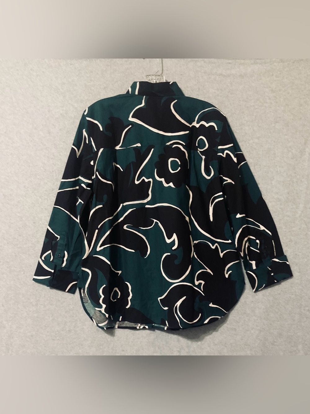 Chico's Forest Teal Black Cream Abstract Floral Button-Down Shirt  Sz 2 us 12 - Picture 2 of 11
